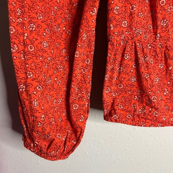 Universal Thread Plus Size Balloon Long Sleeve Red Floral Wrap Top - Picture 9 of 15